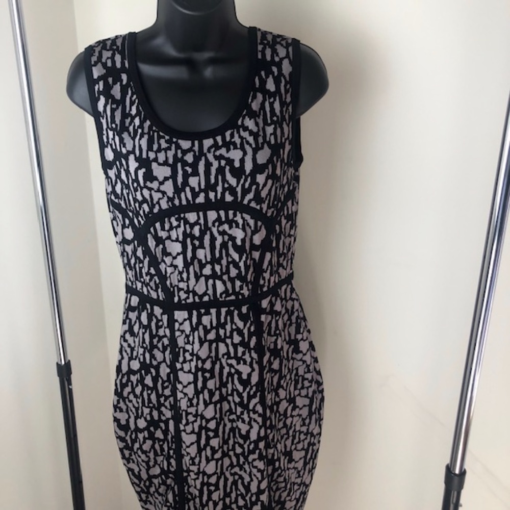 Carmen Marc Valvo Black and Gray Bodycon | Sz L